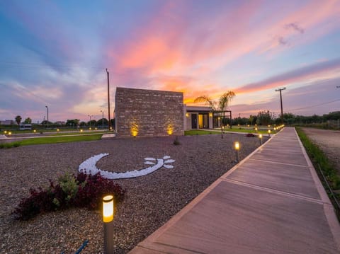 Property building, Neighbourhood, Natural landscape, Cycling, Location, Sunset