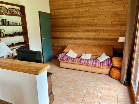 Spacieuse maison 8 personnes, 4 chambres, vue montagnes - FR-1-761-1 House in Provence-Alpes-Côte d'Azur