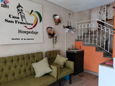 Hospedaje San Francisco.6 personas Bed and Breakfast in State of Puebla