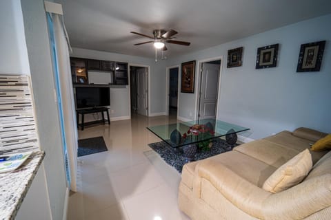 TV and multimedia, Seating area