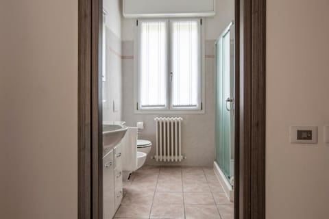 Moderno e spazioso, a due passi dal Lago - Pet friendly Apartment in Province of Lecco