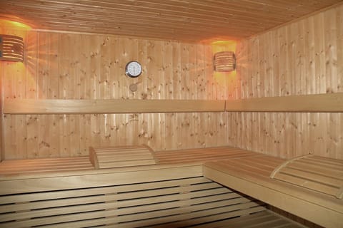 Sauna, Spa and wellness centre/facilities
