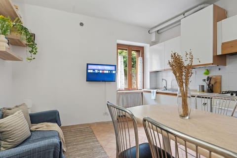 MaCri di TSS' - Per coppie, balcone intimo, centro Apartment in Levico Terme