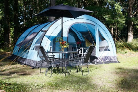 Familienwohnzelt ZELT UND SAND direkt am Strand Campground/ 
RV Resort in Mecklenburg-Vorpommern, Germany