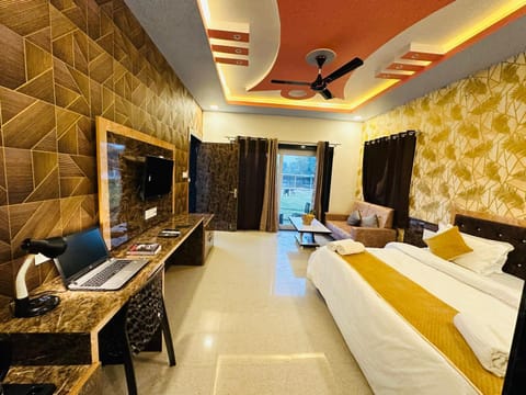 Photo of the whole room