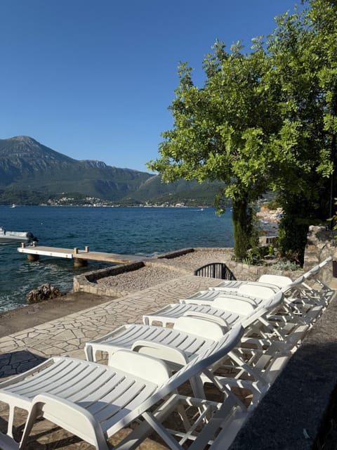 Villa Male Rose Villa in Kotor Municipality