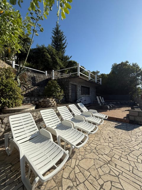 Villa Male Rose Villa in Kotor Municipality