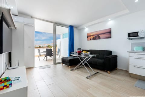TV and multimedia, Living room, air conditioner