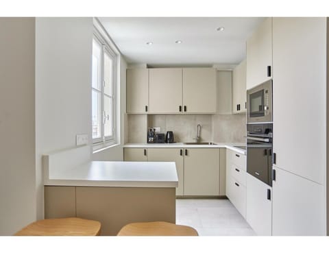 Residence Trocadero by Studio prestige Apartment in Paris