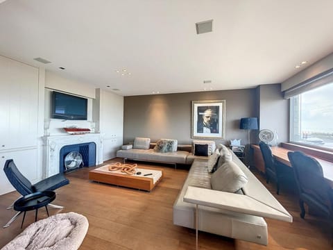 Apartment Long Beach with sauna and garage Apartment in Middelkerke