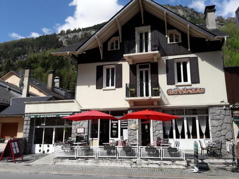 Property building, Facade/entrance, Mountain view