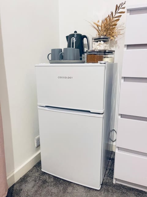 Family Room close Vacation rental in Bristol