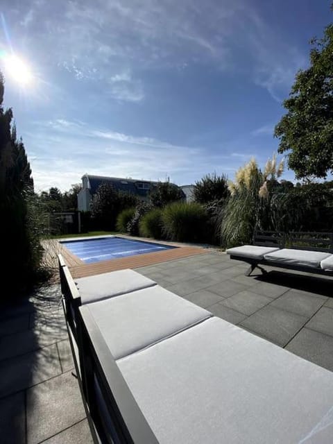 Villa mit pool Villa in Sankt Augustin