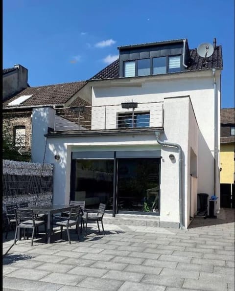 Villa mit pool Villa in Sankt Augustin