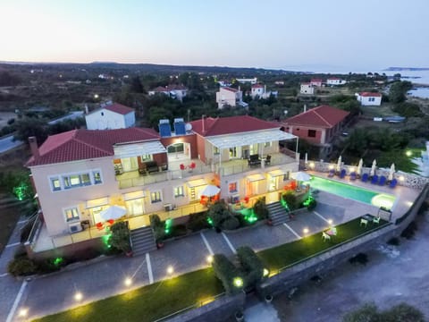 Facade/entrance, Bird's eye view, Floor plan