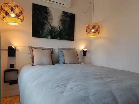 Loft des Voyageurs - Parking Inclus Apartment in Manosque