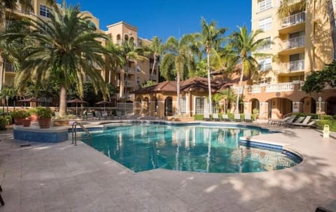 Charming 2 bedroom 2 bathrooms at aventura Apartment in Aventura