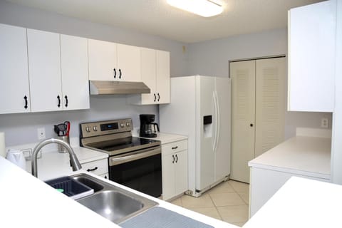 Charming 2 bedroom 2 bathrooms at aventura Apartment in Aventura