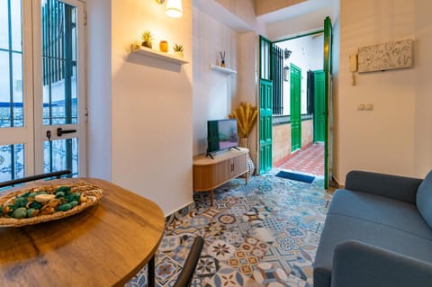Communal lounge/ TV room, Living room