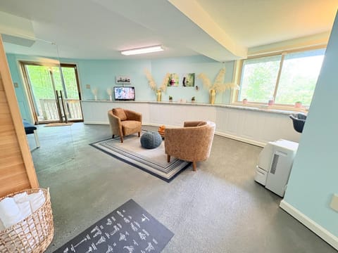 Another Level Mountain View Retreat House in Arkansas