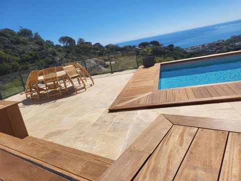 Natural landscape, Pool view, Sea view, Swimming pool, sunbed