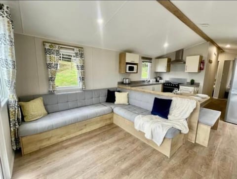 Talland view. Polperro Apartment in Looe