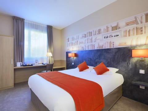Bed, Decorative detail, Bedroom