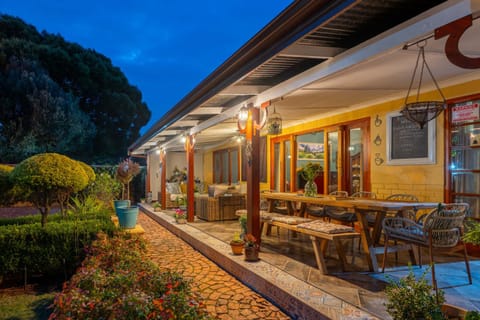 Property building, Patio, Breakfast