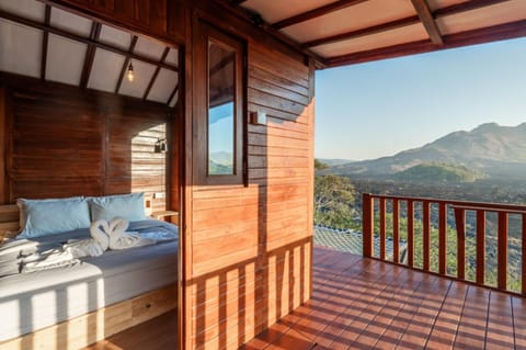 Patio, Day, Natural landscape, View (from property/room), Balcony/Terrace, Mountain view