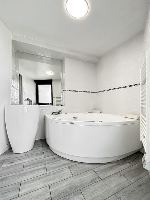 Nets Inn Apartments - Villa Les Lillas Apartment in Paris