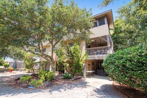 Oceanside, Hot Tub, Community Pools, Close to beach, Community Amenities, 733, Sandy Paws House in Corolla