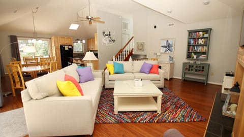 Oceanside, Hot Tub, Screened Porch, Community Amenities! 731, Perfect Score House in Corolla