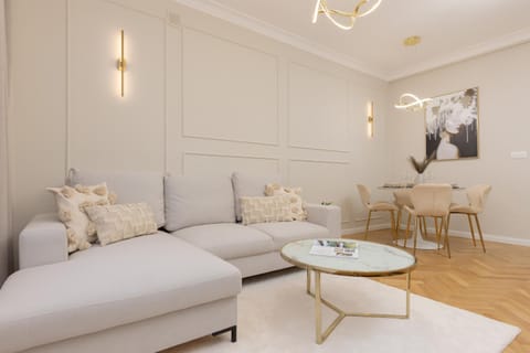Communal lounge/ TV room, Living room