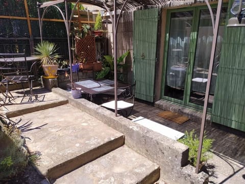 Patio, Garden