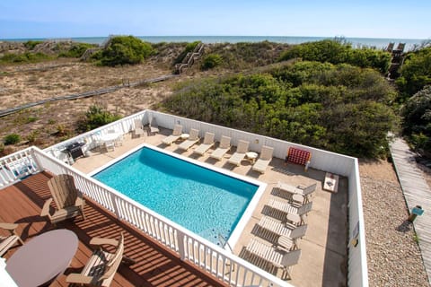 OCEANFRONT, Private Pool, Pool Table, Ocean Views, BU70, Kings Landing House in Corolla