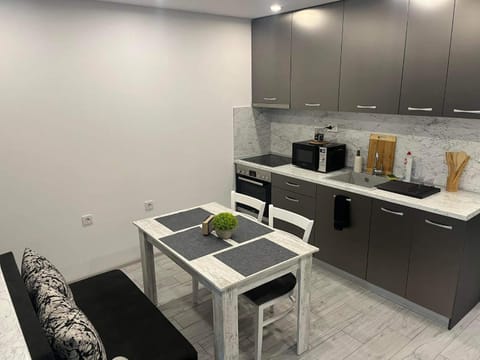 Ultra Lux Studio Free Underground Secure Parking Apartment in Pazardzhik