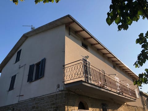 Gli ulivi Gualdo Tadino House in Umbria