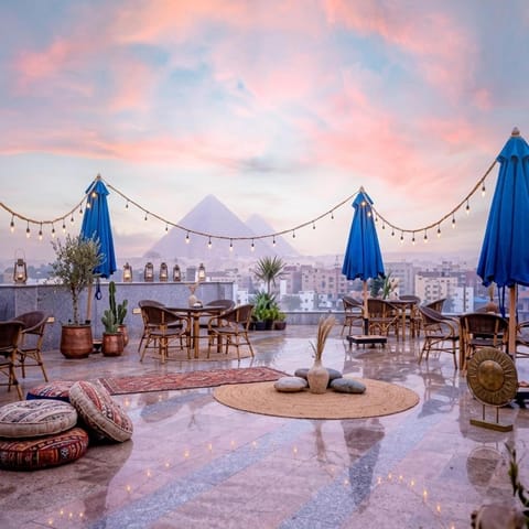 Patio, Nearby landmark, Day, Natural landscape, Mountain view, Sea view, Sunrise, Sunset