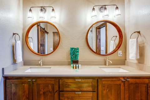 Angel Fire Home with Hot Tub Less Than 1 Mi to Ski Slopes! House in Angel Fire