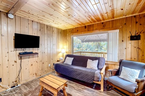 Dragonfly Gully House in Rhinelander