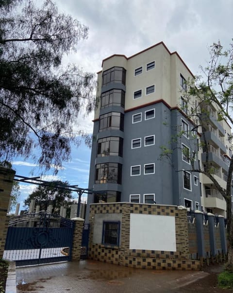 Property building, Day