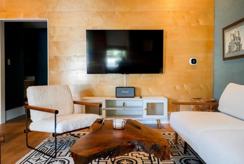 Downtown Fairhope Studio Apartment in Fairhope