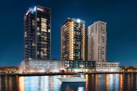 Property building, Night, Neighbourhood, Balcony/Terrace, Lake view