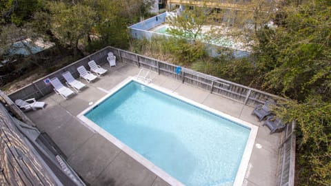 Oceanside, Close to beach, private pool, Hot Tub, OL1, Wild and Wonderful House in Corolla