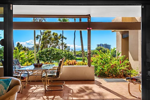 Kaanapali Royal L102 Apartment in Kaanapali