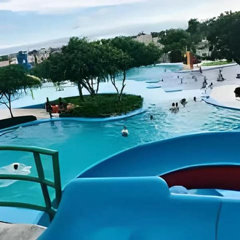 Pool view, Swimming pool