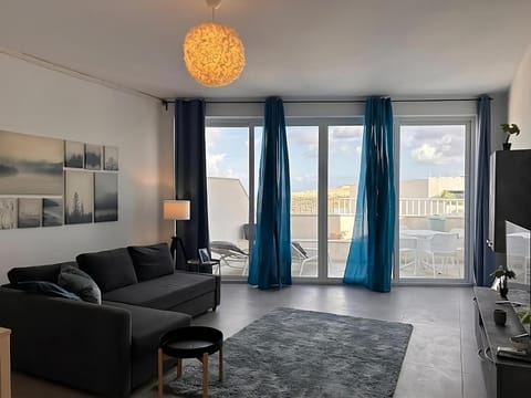 TV and multimedia, Living room, Seating area, air conditioner, air conditioner