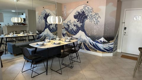 Deluxe Yacht Club Condo Near the Beach Apartment in Aventura