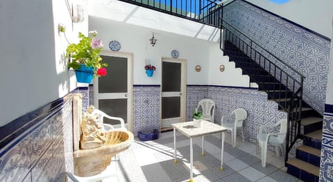 Toilet, Patio, Natural landscape, Balcony/Terrace, Mountain view, Inner courtyard view