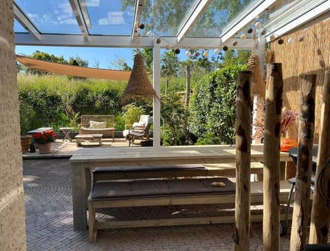 Patio, Garden